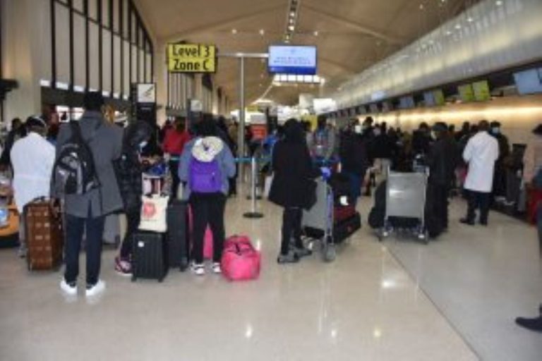 160-stranded-Nigerians-depart-U.S.-for-Abuja