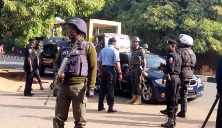 police-hold-orderly-room-trial-of-cop-who-shot-man-during-argument-999x575