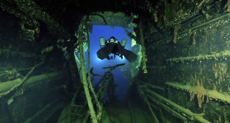 a-diver-exploring-the-HMHS-Britannic-768x413