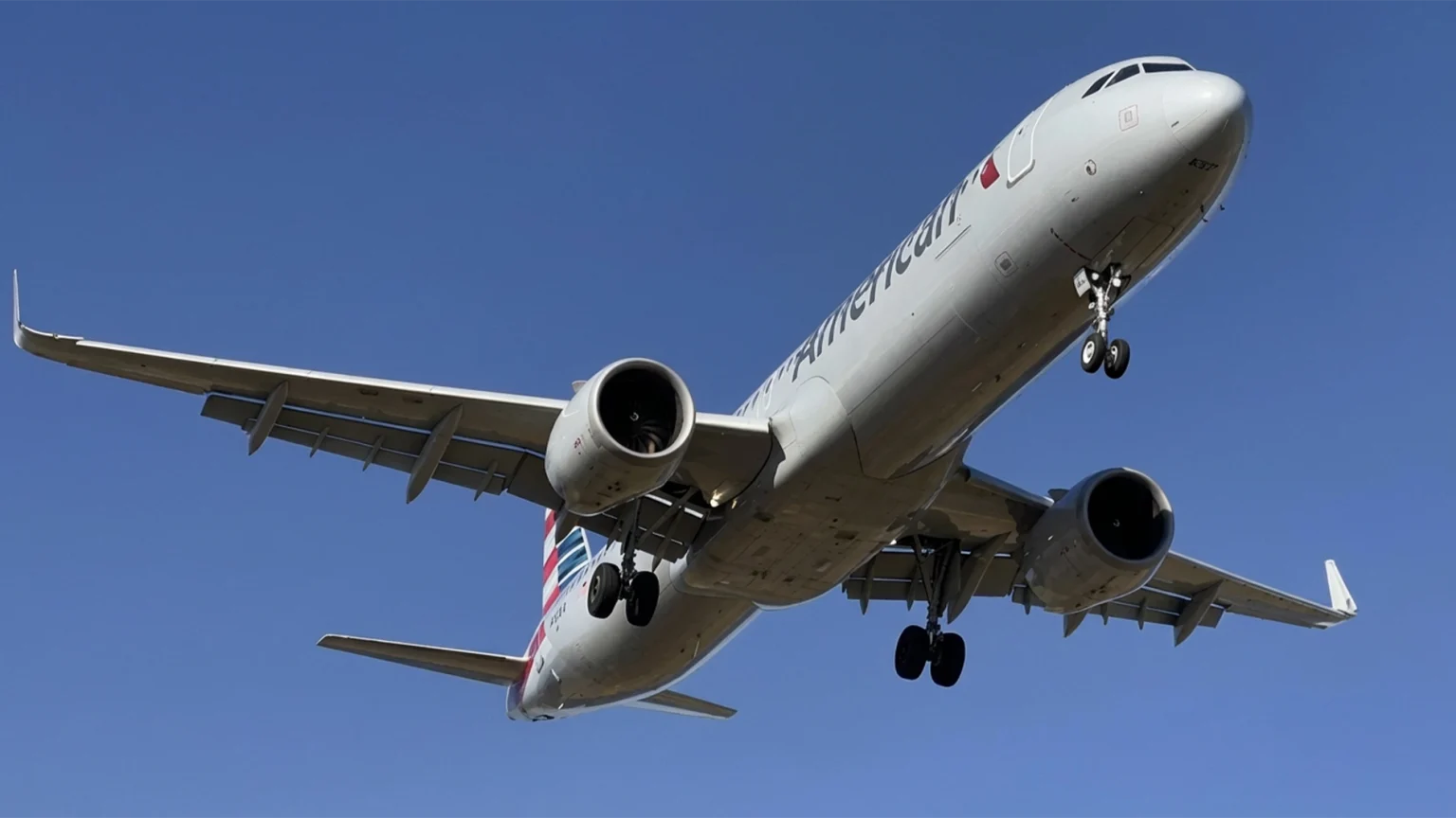 AVIAITON-EARNINGS-AMERICANAIRLINES-1536x864-1