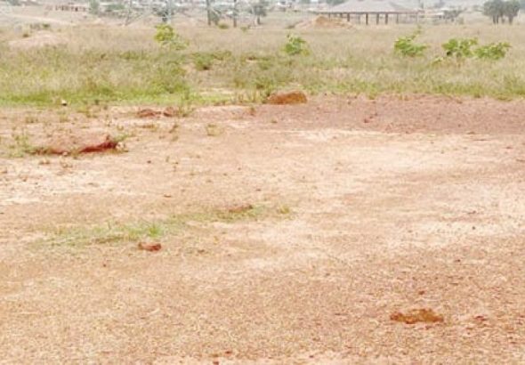 the-current-view-of-presumed-site-of-347-mass-grave-at-batul-cemetery-mando-photo-muslimyusuf-weekend-trust-768x472