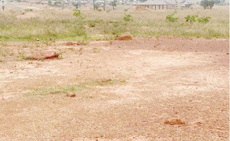 the-current-view-of-presumed-site-of-347-mass-grave-at-batul-cemetery-mando-photo-muslimyusuf-weekend-trust-768x472