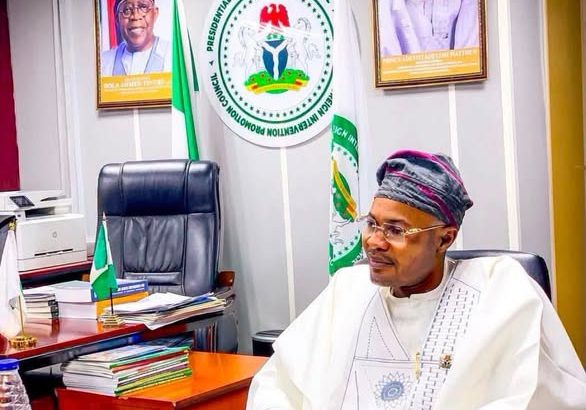 Presidency Fake staff