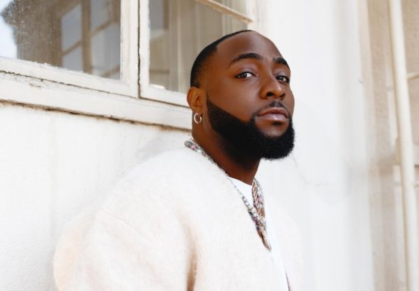 Davido-cr-Tosin-Gbadamosi