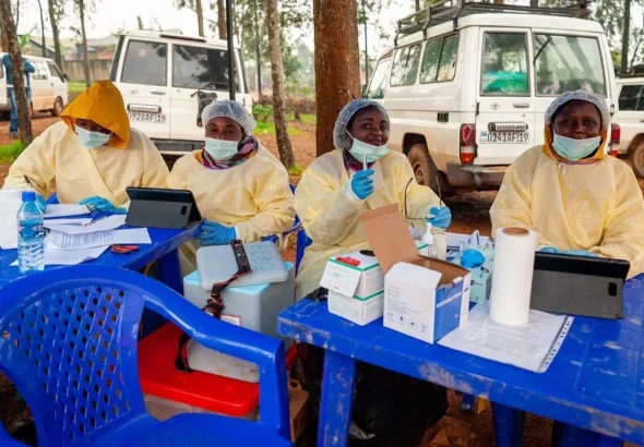 Ebola vaccine prep