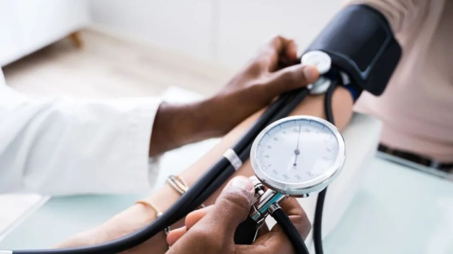 hypertension-young-2-1024x725-1-1536x864-1