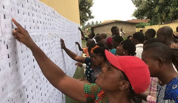 Voters register